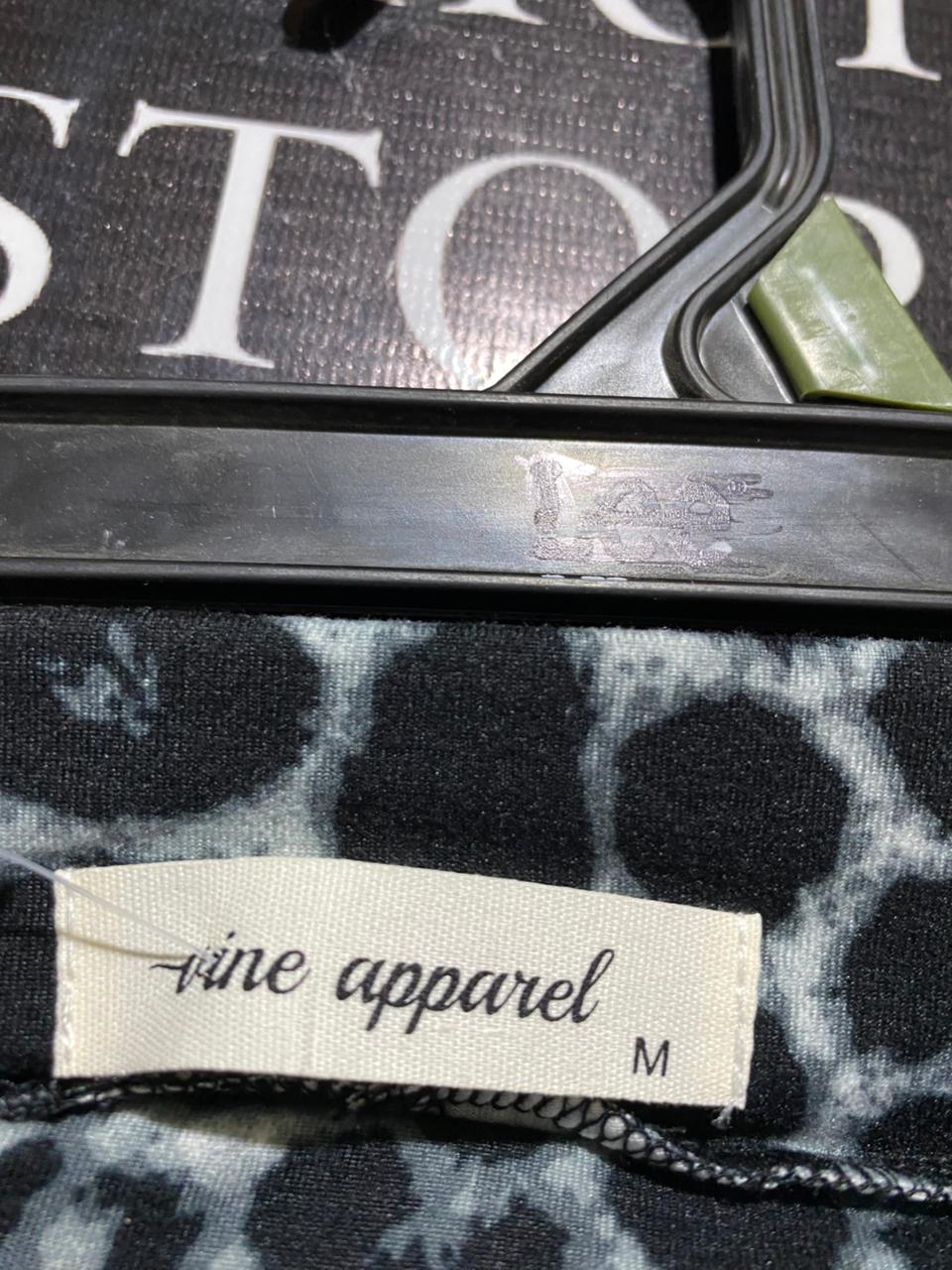 VINE APPAREL |M| WAIST 28| B26| LEOPARD PRINT BIKE SHORTS
