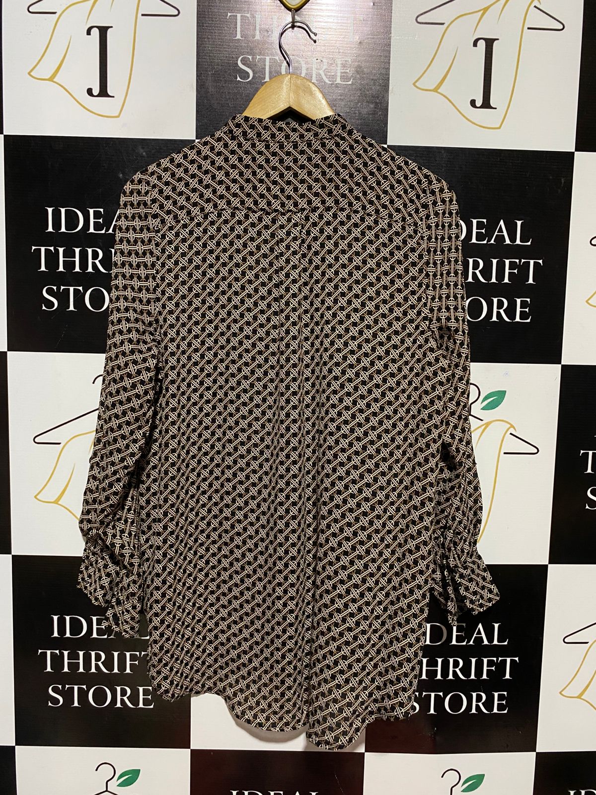 H&M |L| BUST 20| B28| GEOMETRIC PRINT LONG SLEEVE BUTTON-DOWN BLOUSE