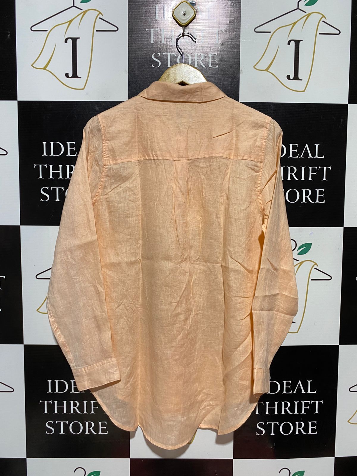 WOMAN |XL| BUST 22| B28| PEACH ORANGE LIGHTWEIGHT BUTTON-DOWN SHIRT