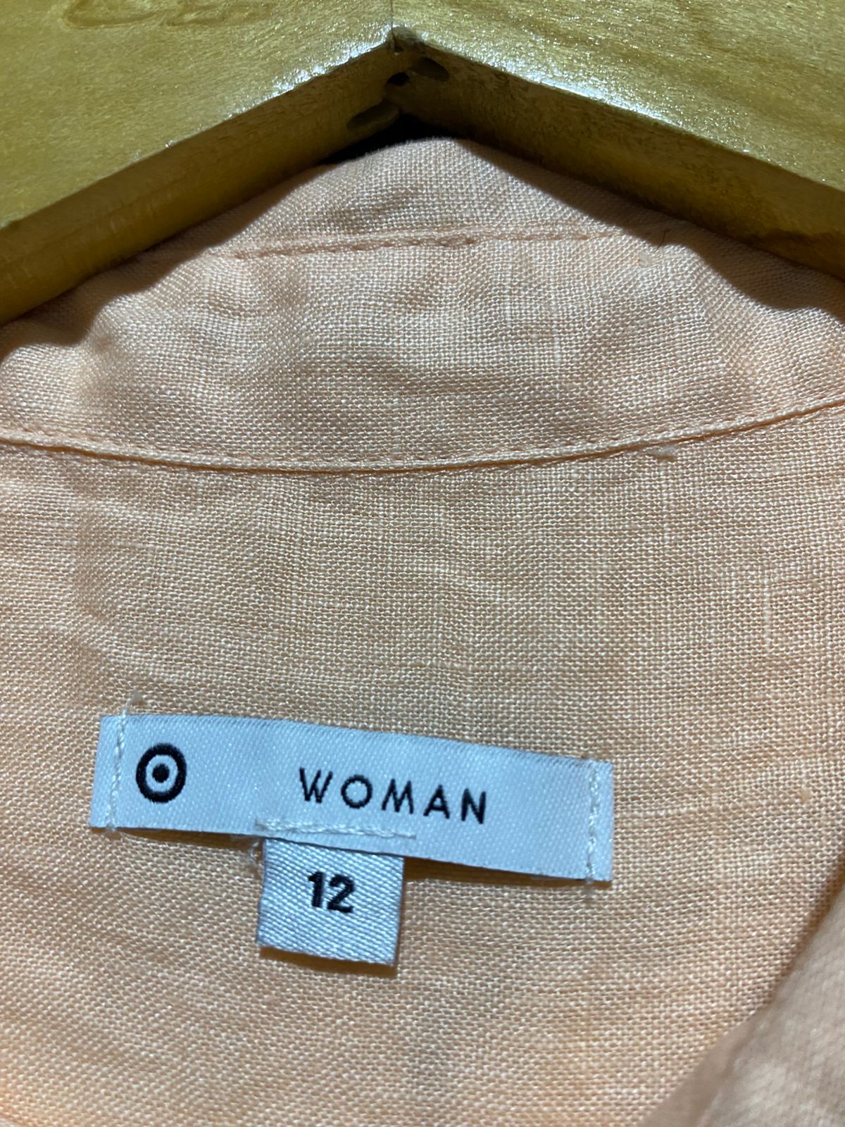 WOMAN |XL| BUST 22| B28| PEACH ORANGE LIGHTWEIGHT BUTTON-DOWN SHIRT