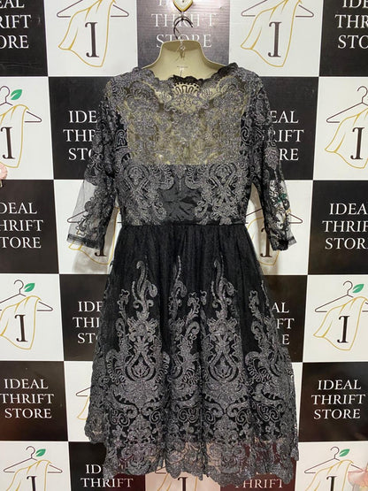 CHI CHI |L| BUST 18| B28| BLACK METALLIC SILVER LACE PARTY DRESS