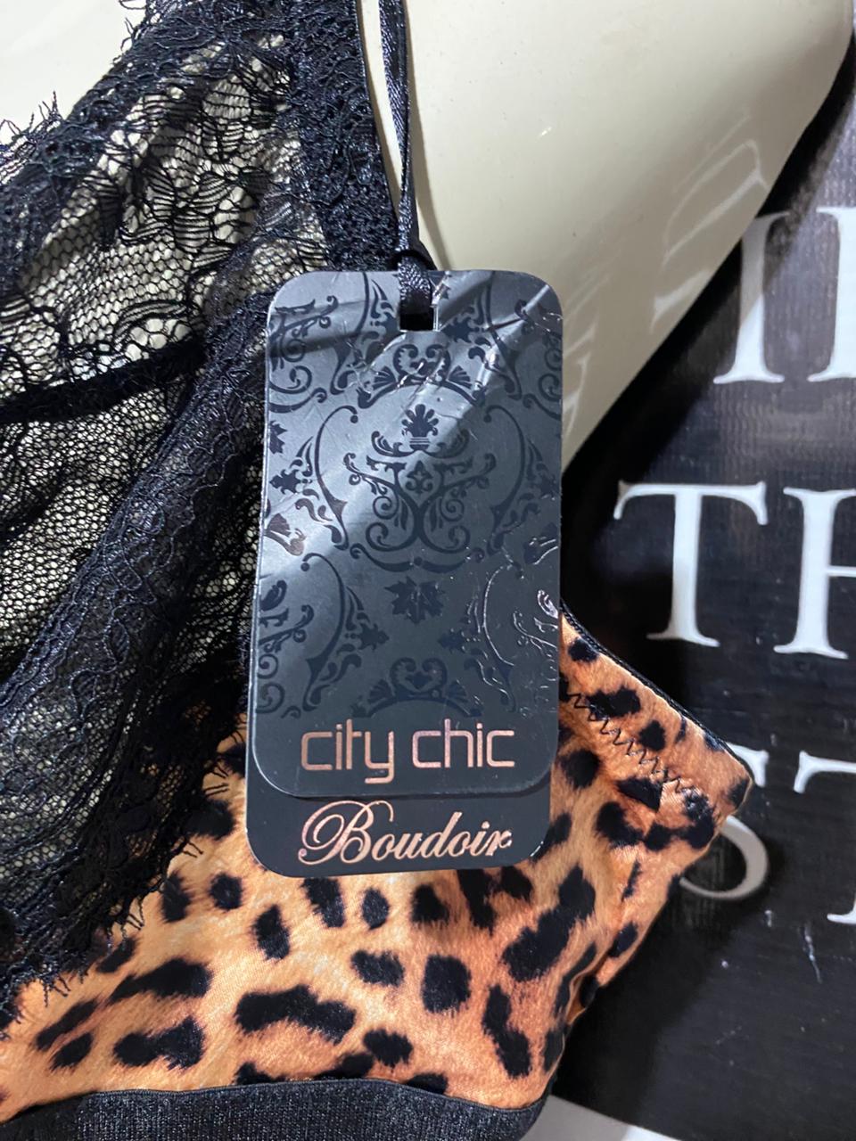 CITY CHIC |S| BUST 18| B27| LEOPARD PRINT LACE DETAIL BODYSUIT