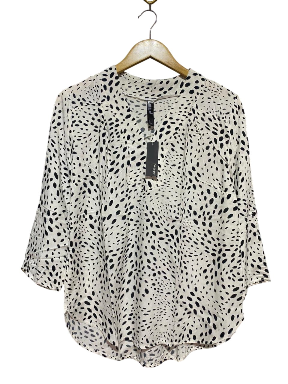 ED IT ED |L| BUST 19| B28| ANIMAL PRINT V-NECK BLOUSE