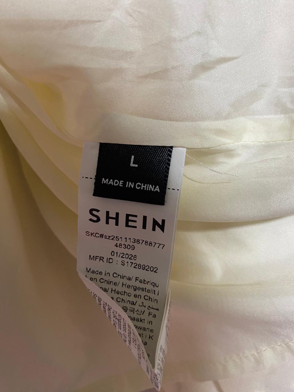 SHEIN |L| BUST FREE| B28| SWISS DOT BELL SLEEVE BLOUSE