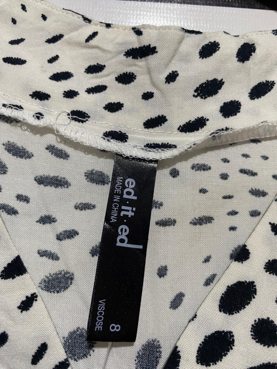 ED IT ED |L| BUST 19| B28| ANIMAL PRINT V-NECK BLOUSE
