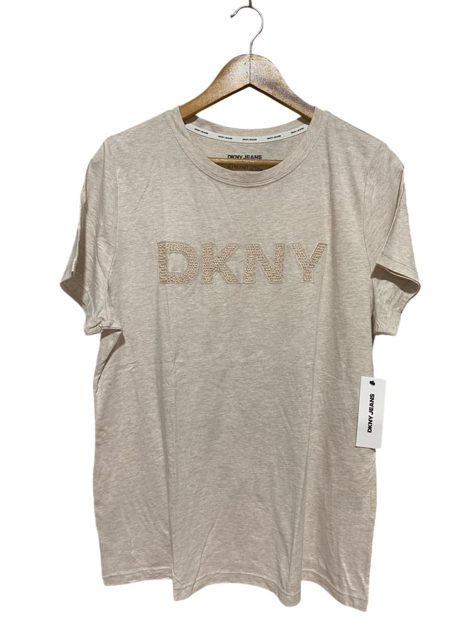 DKNY JEANS |XL| BUST 21| B29| WOMEN EMBROIDERED LOGO T-SHIRT BEIGE