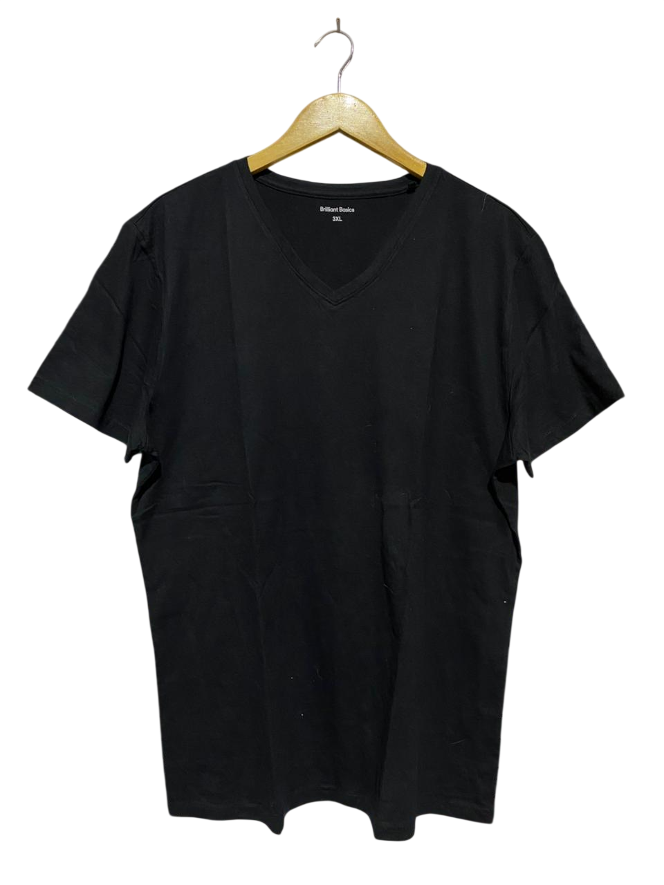 BRILLIANT BASICS |XL| BUST 23| B29| BLACK V-NECK CLASSIC CASUAL TEE SHIRT