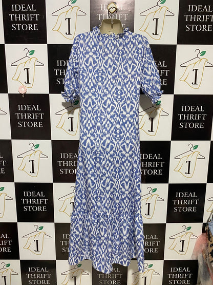 |M| BUST 18| B29| PREMIUM BLUE & WHITE IKAT PRINT MAXI DRESS WITH TASSEL TIES