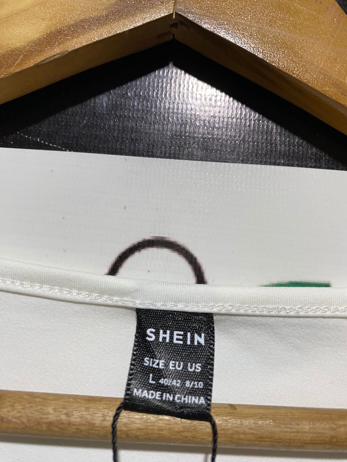 SHEIN |L| BUST 16| B29| PREMIUM OFF-WHITE SCOOP NECK RUFFLED LONG-SLEEVE TOP