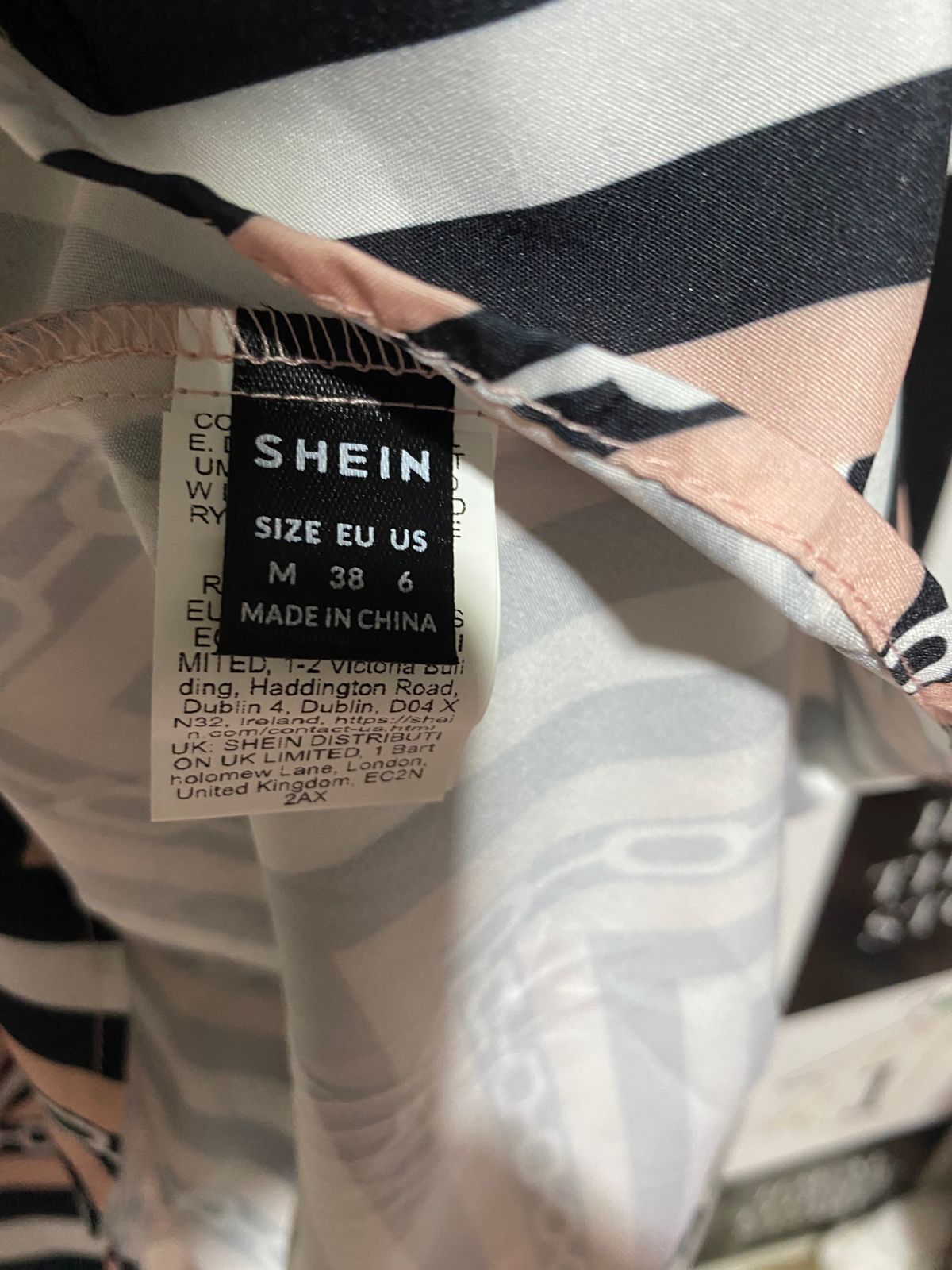 SHEIN |M| BUST 18| B29| PREMIUM PEACH AND GEOMETRIC PRINT MIDI DRESS WITH BALLOON SLEEVES