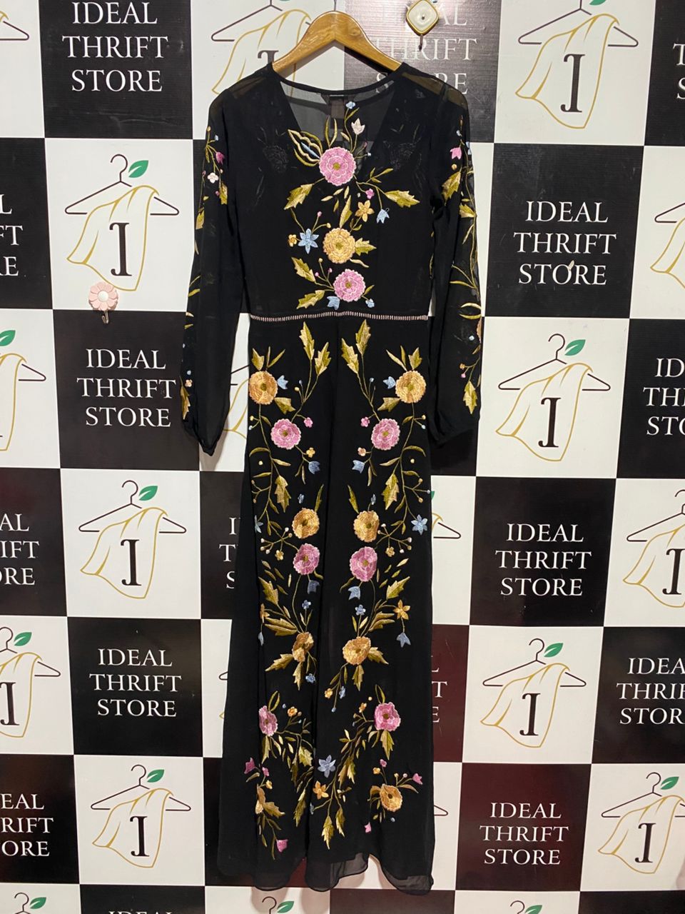 MISS SELFIDGE |S| BUST 15| B29| ELEGANT BLACK FLORAL EMBROIDERED MAXI DRESS WITH LONG SLEEVES