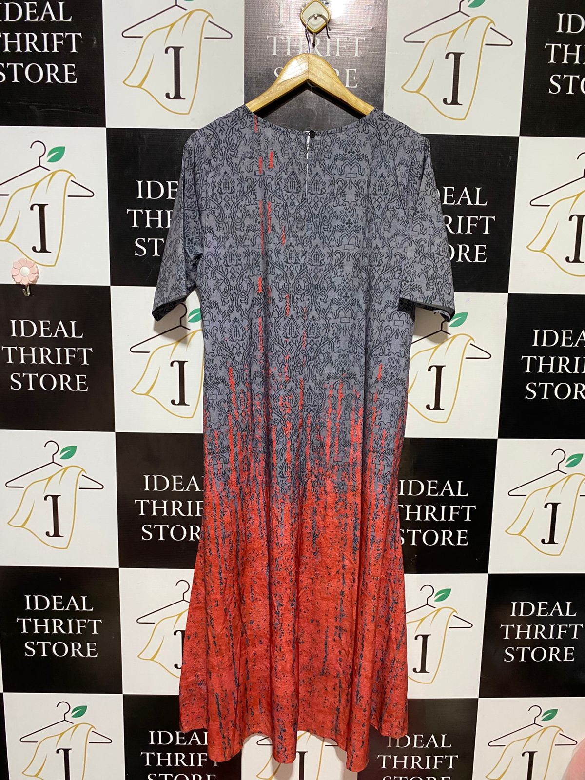 |XL| BUST 21| B30| LADIES PRINTED MAXI DRESS WITH OMBRE EFFECT