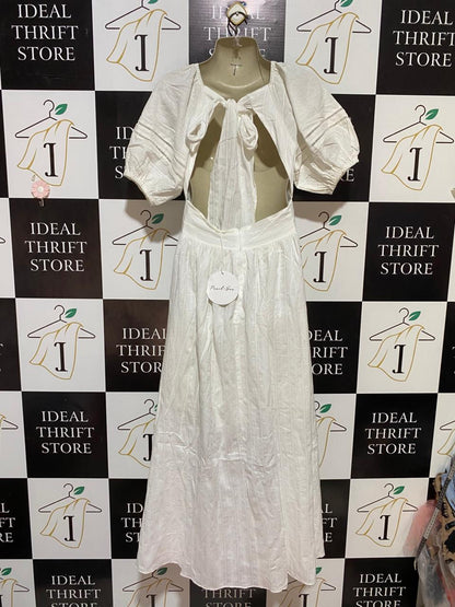 PEARL SEA |S| BUST 15| B30| WHITE PLUNGE V-NECK BUTTON-DOWN MAXI DRESS