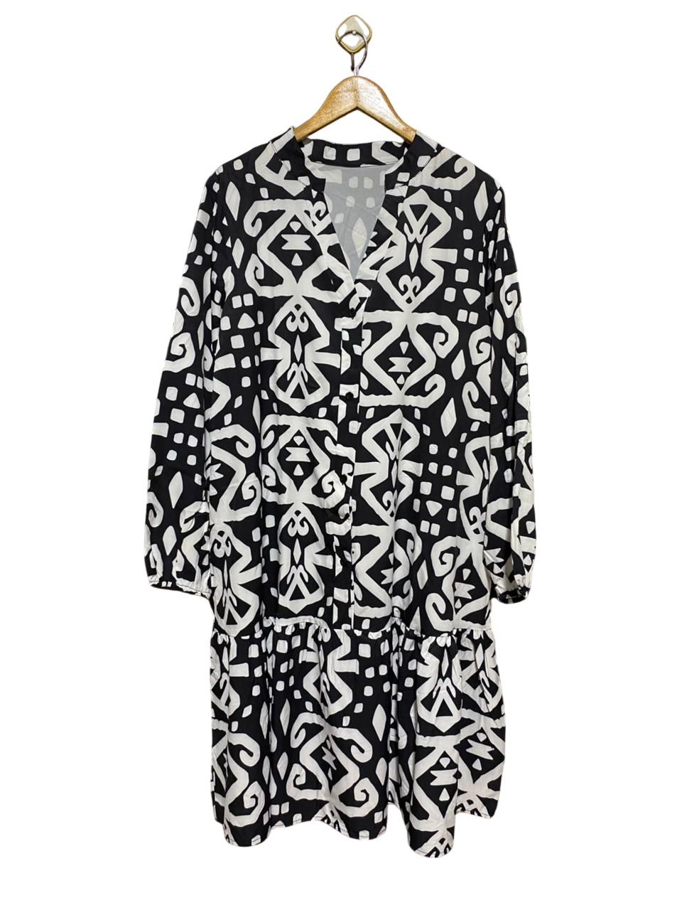 |L| BUST 21| B30| BLACK AND WHITE GEOMETRIC PRINT TUNIC DRESS