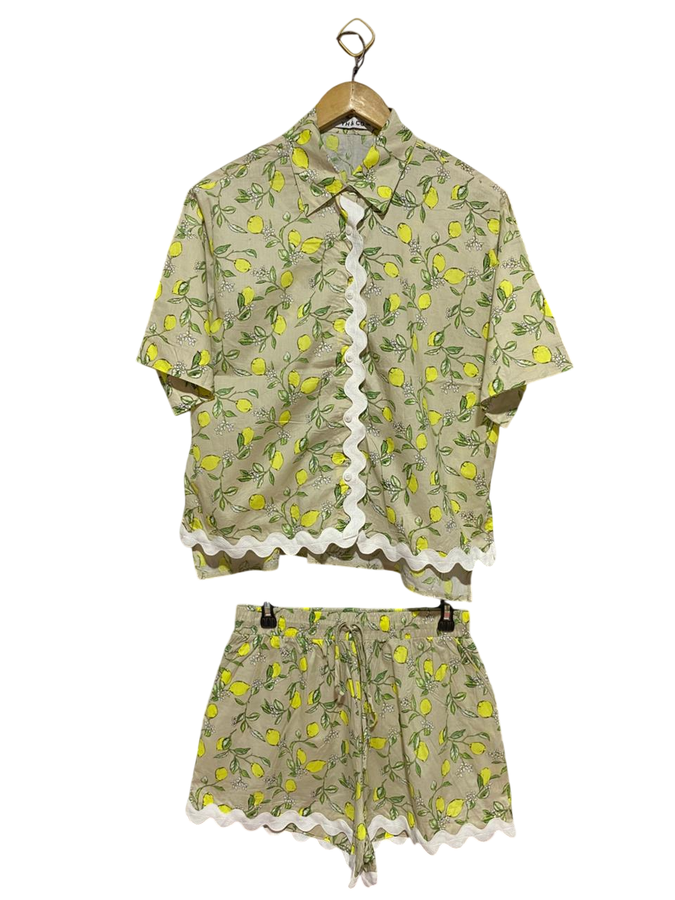 YH & CO |M| B31| WOMEN'S LEMON PRINT SCALLOPED TWO-PIECE SHORTS SET