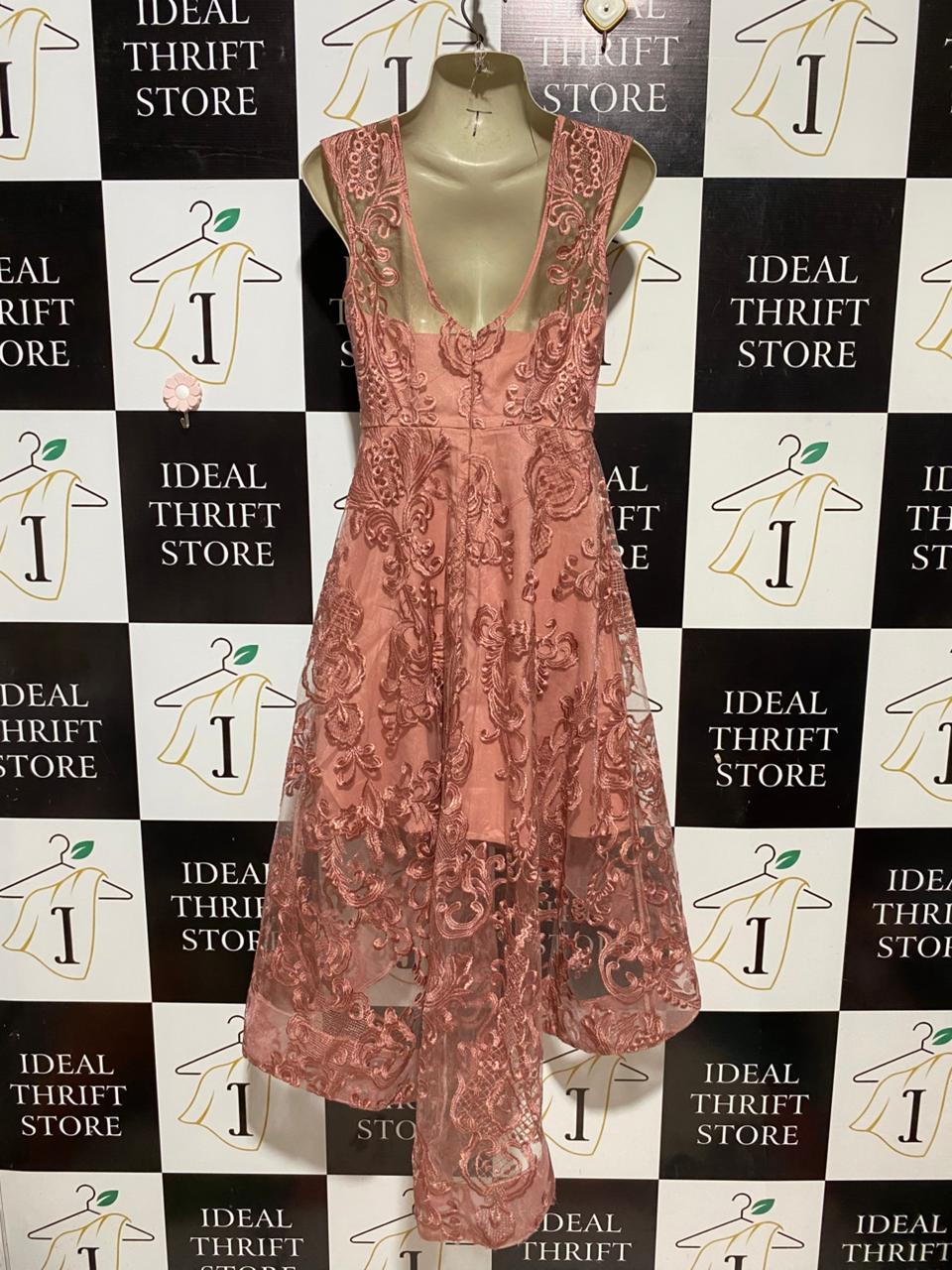 PILGRIM |S| BUST 17| B31| DUSTY ROSE LACE EMBROIDERED HIGH-LOW PARTY DRESS