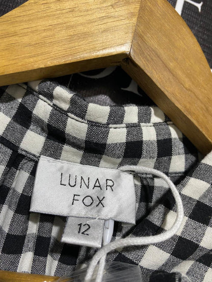 LUNAR FOX |M| BUST 21| B31| LIGHT BROWN POLKA DOT FLUTTER SLEEVE BLOUSE