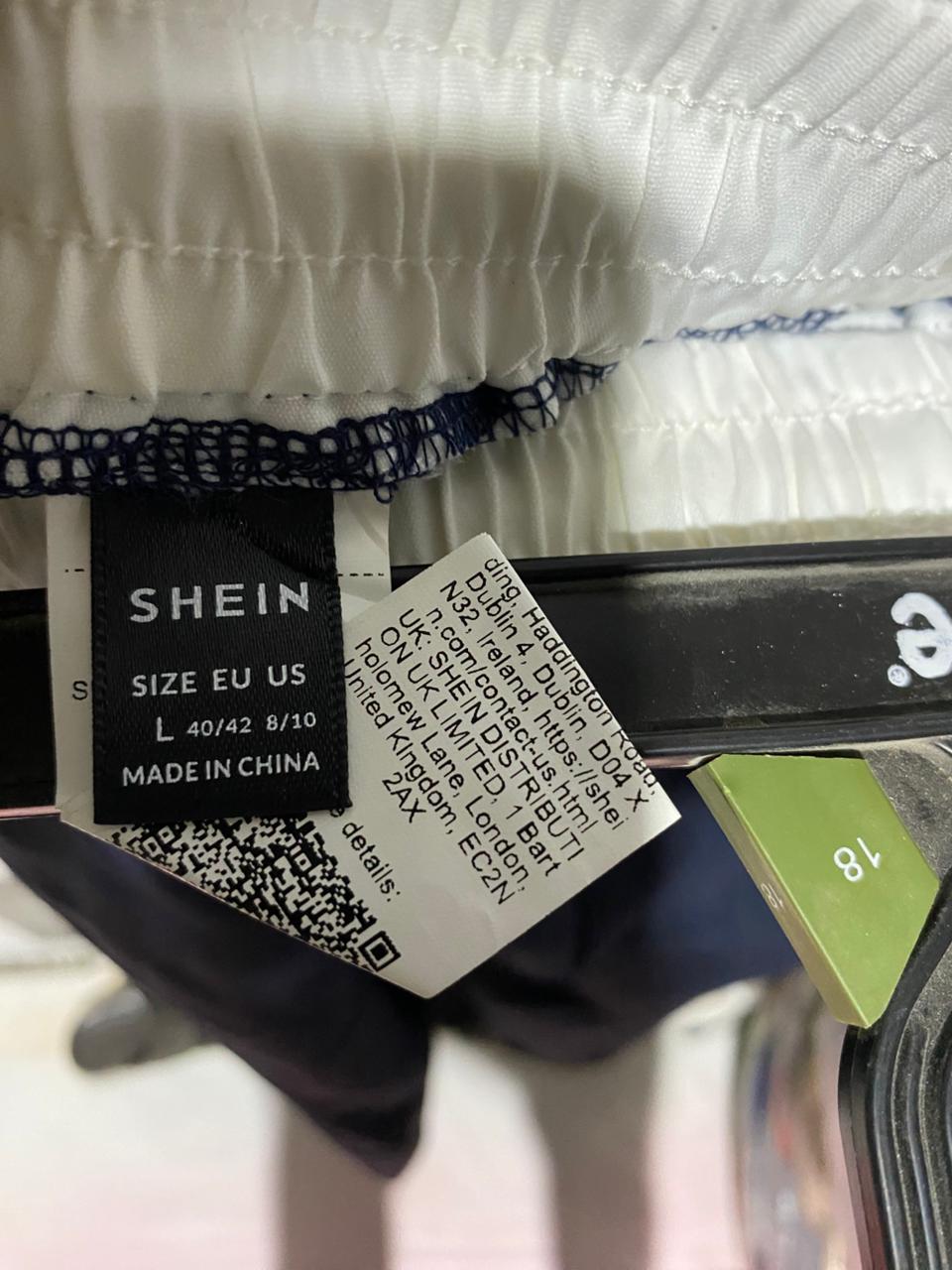 SHEIN |L| WAIST 28| B31| TWO-TONE PIPING WIDE-LEG TRACK PANTS