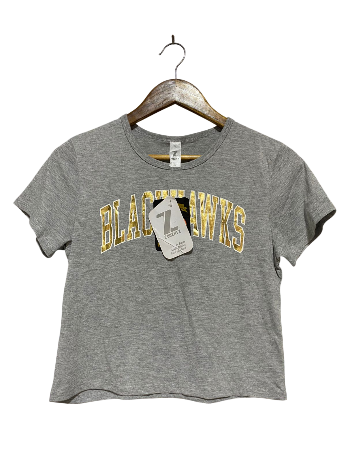 ZOOZATZ |S| BUST 17| B32| GREY CROP TEE WITH GOLD FOIL BLACKHAWKS GRAPHIC