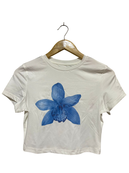 SHEIN |M| BUST 16| B32| CHIC WHITE CROP TEE WITH BLUE ORCHID FLORAL GRAPHIC PRINT