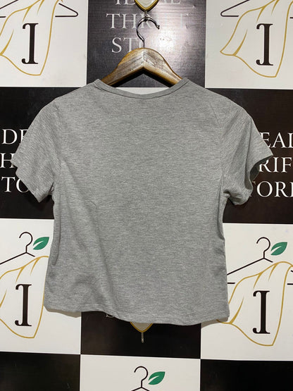 ZOOZATZ |S| BUST 17| B32| GREY CROP TEE WITH GOLD FOIL BLACKHAWKS GRAPHIC