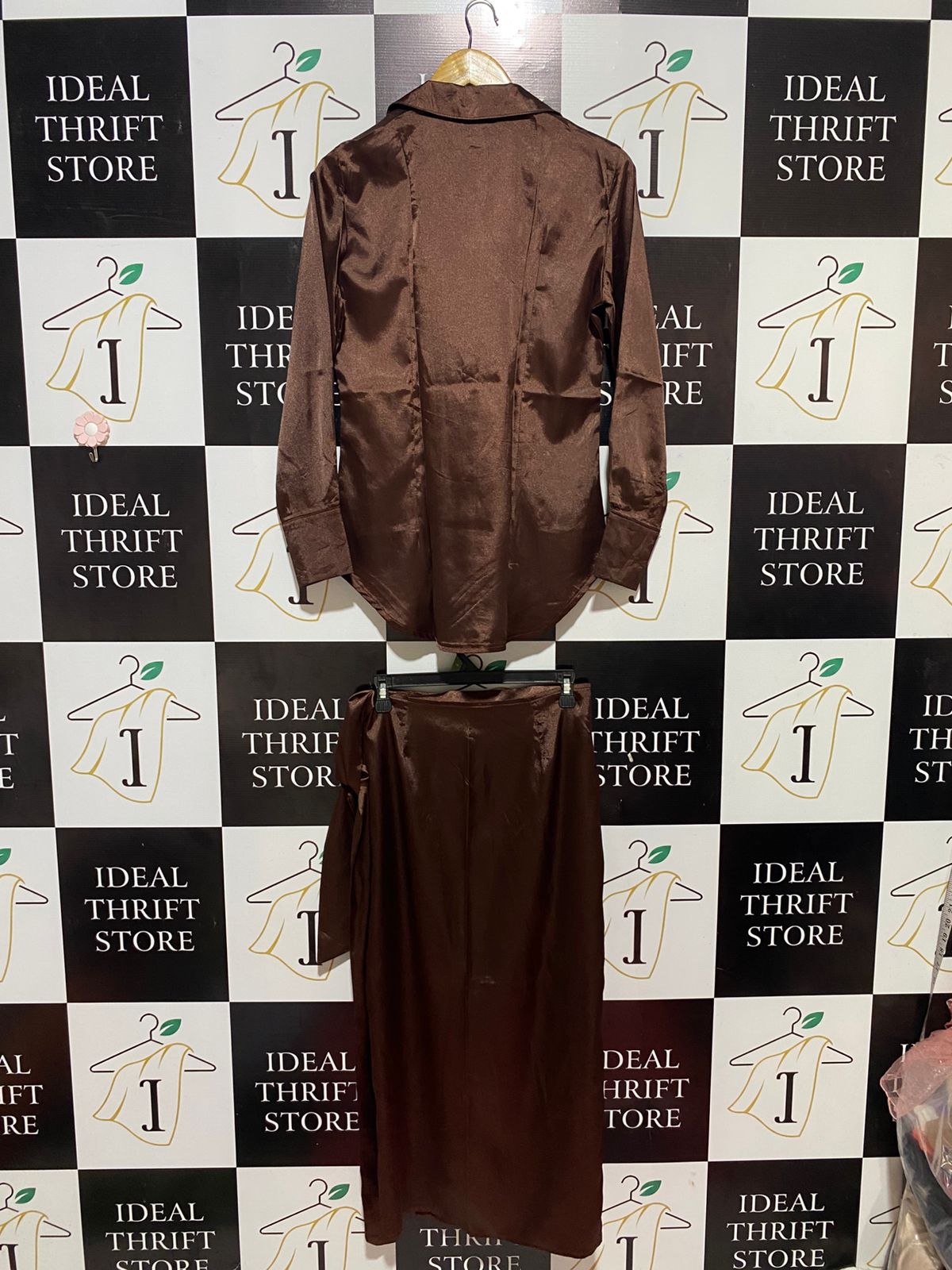 |M| B32| LUXE BROWN SATIN TWO-PIECE CO-ORD SET - BUTTON-DOWN SHIRT & TIE-WAIST SKIRT
