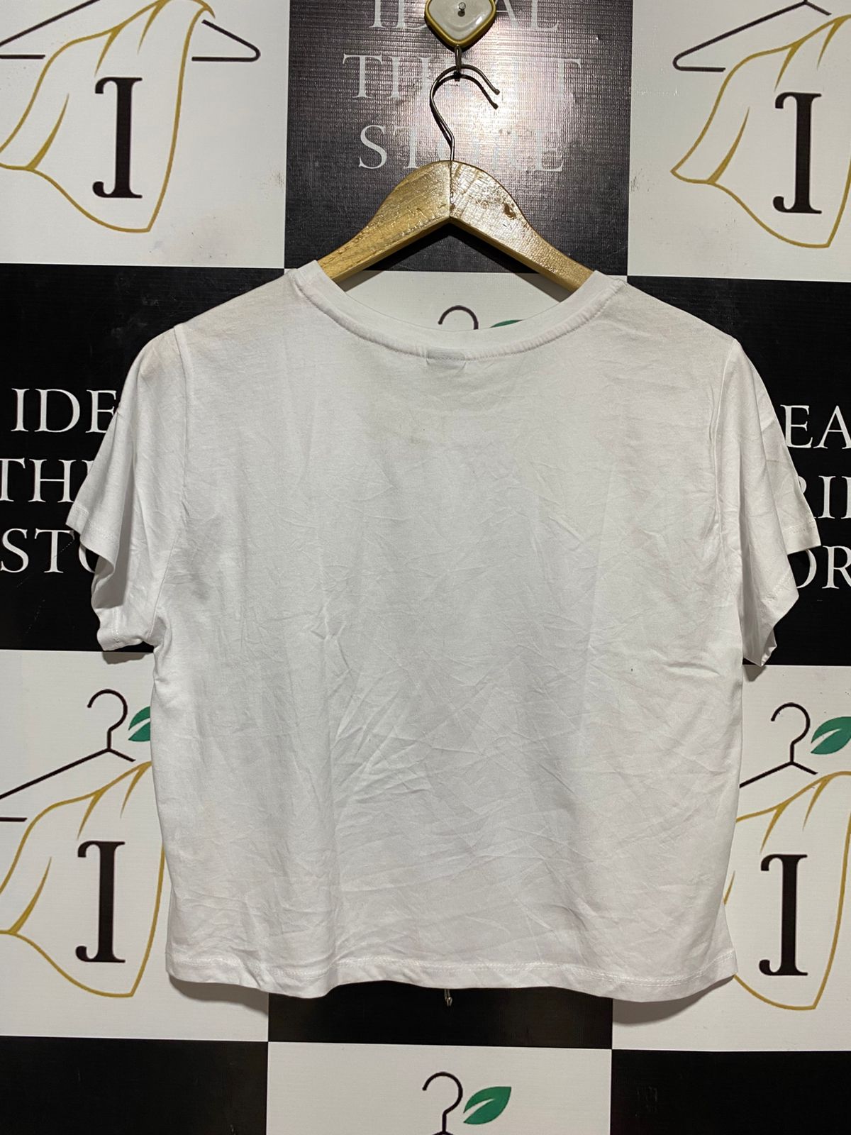 DENIM |L| BUST 19| B32| WHITE BLUE HIBISCUS FLORAL GRAPHIC T-SHIRT