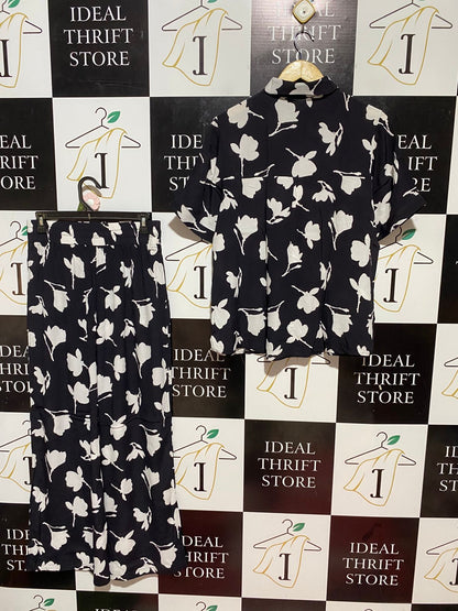 UNE PIECE |M| B32| CHIC BLACK AND WHITE FLORAL CO-ORD MATCHING SHIRT AND TROUSER SET