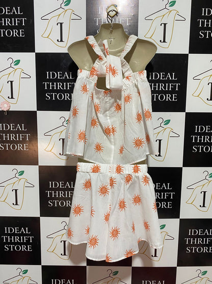 |L| B32| TWO-PIECE SUN PRINT CROP TOP AND SHORTS SET