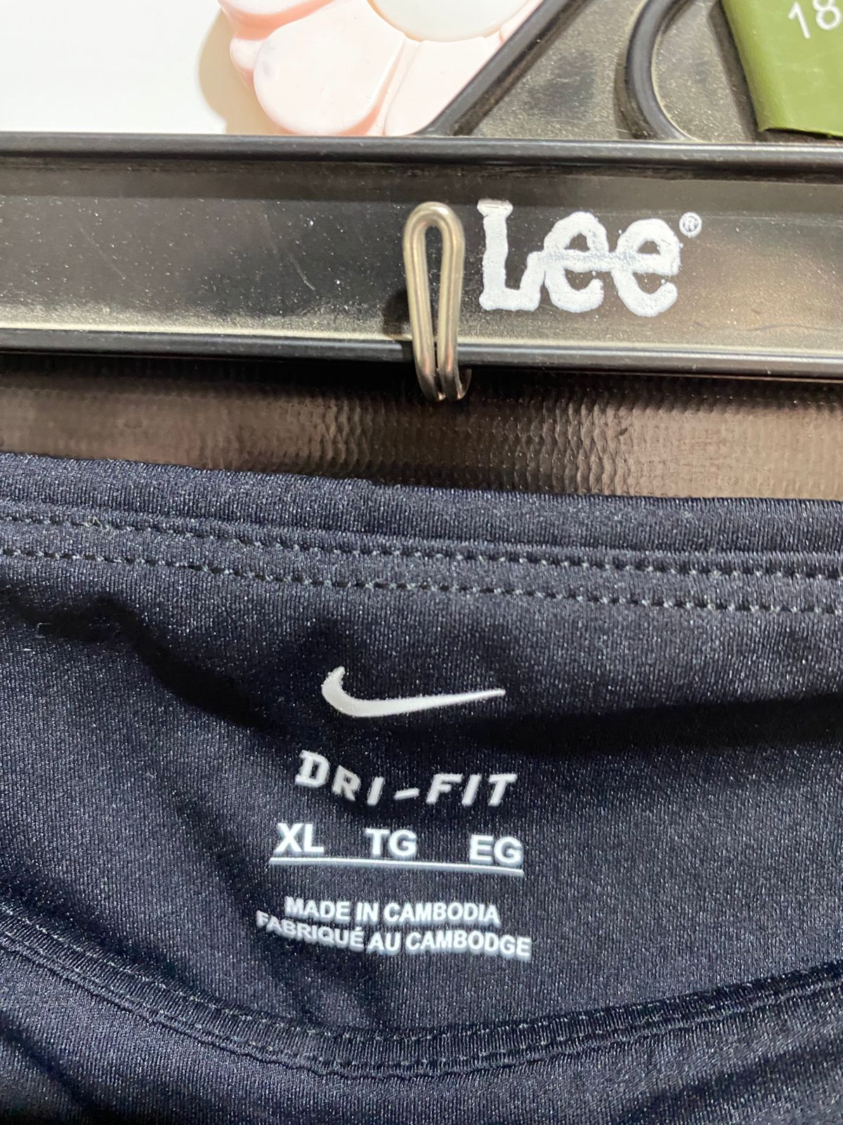 NIKE |XS| WAIST 26| B32| DRY PERFORMANCE ATHLETIC SHORTS WITH PURPLE PIPING