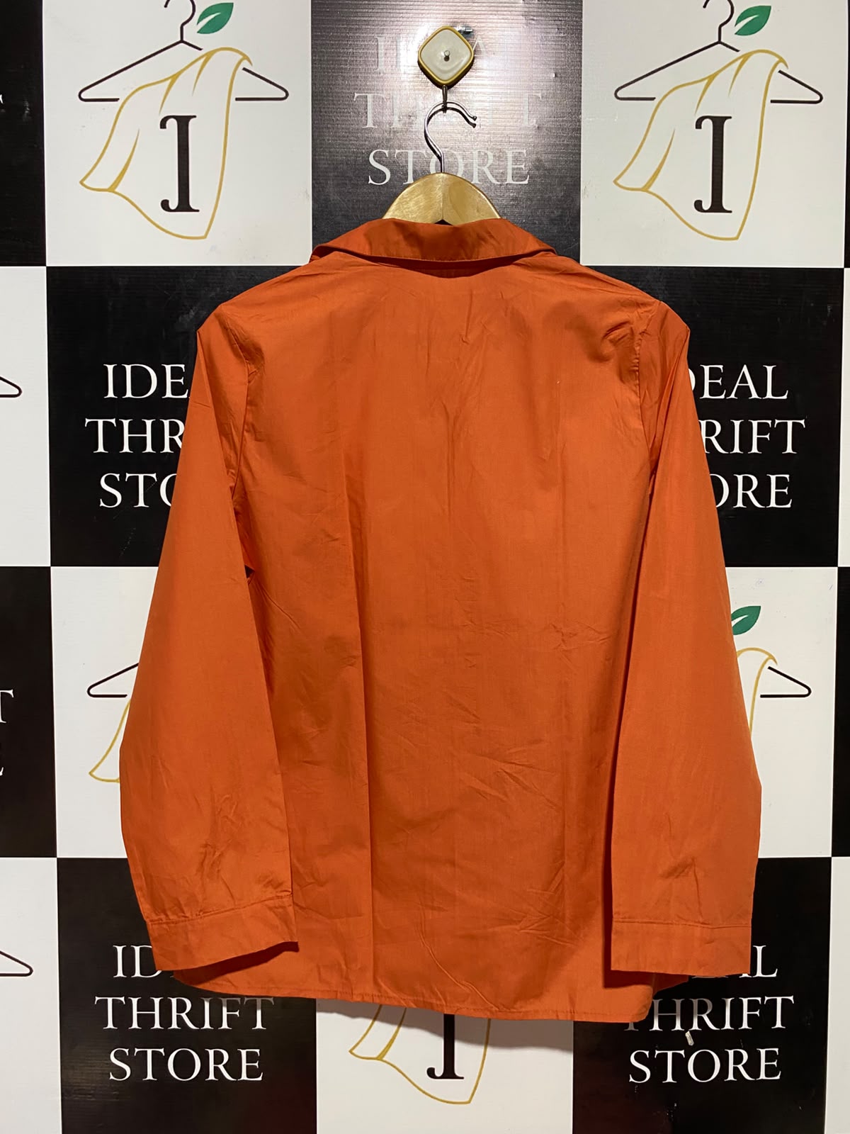 MISSLOOK |L| BUST 21| B33| WOMEN BURNT ORANGE V-NECK COLLARED LONG SLEEVE BUTTONLESS BLOUSE