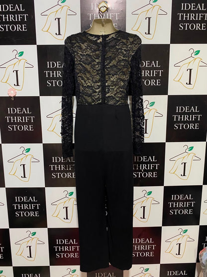 PRETTYLITTLE THING |S| BUST 15| B47| BLACK LACE TOP DEEP V-NECK LONG SLEEVE WIDE-LEG JUMPSUIT