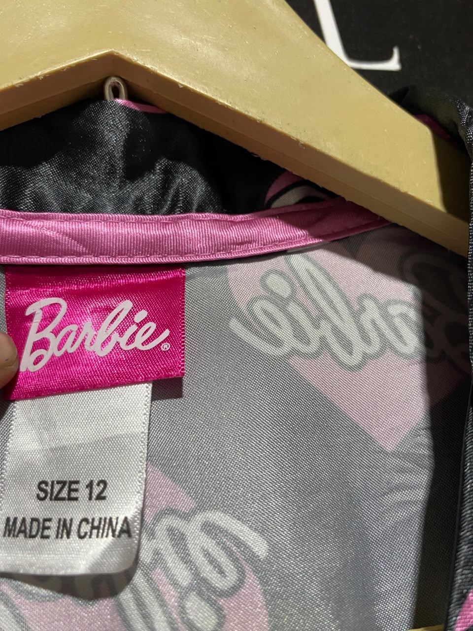 BARBIE |M| B33| CUTE BLACK AND PINK BARBIE HEART PRINT SATIN SHORT SLEEVE PAJAMA AND SHORTS SET