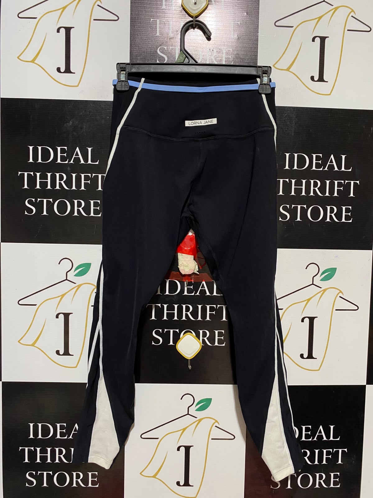 JORNA JANE |S| WAIST 25| B33| HIGH-WAISTED BLACK ACTIVEWEAR LEGGINGS WITH CONTRAST PIPING
