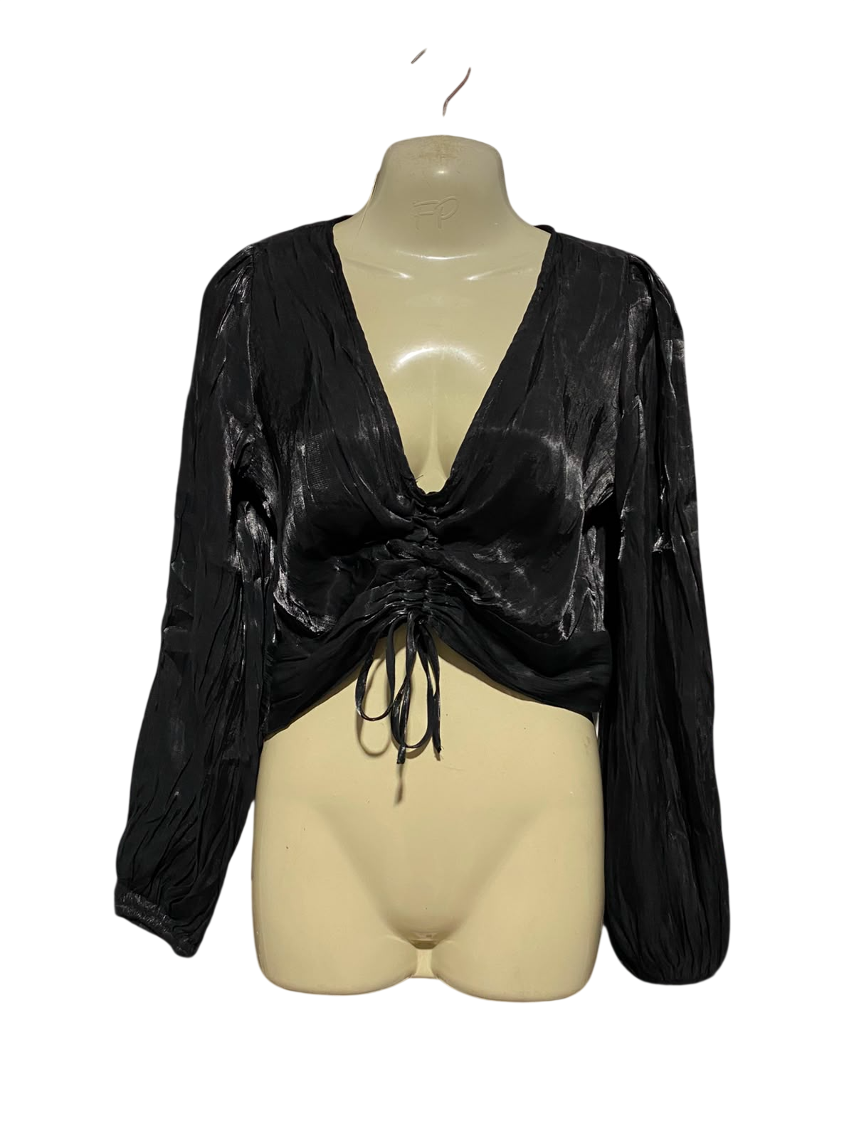 BOOHOO |M| BUST 16| B33| WOMEN'S SHIMMER SATIN LONG SLEEVE RUCHED FRONT CROP TOP – LIQUID JET BLACK
