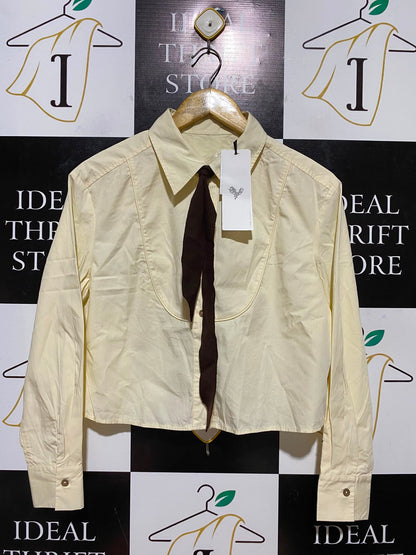 PEACEBIRD |M| BUST 20| B38| CHIC CREAM CROPPED BUTTON DOWN SHIRT WITH DETACHABLE TIE