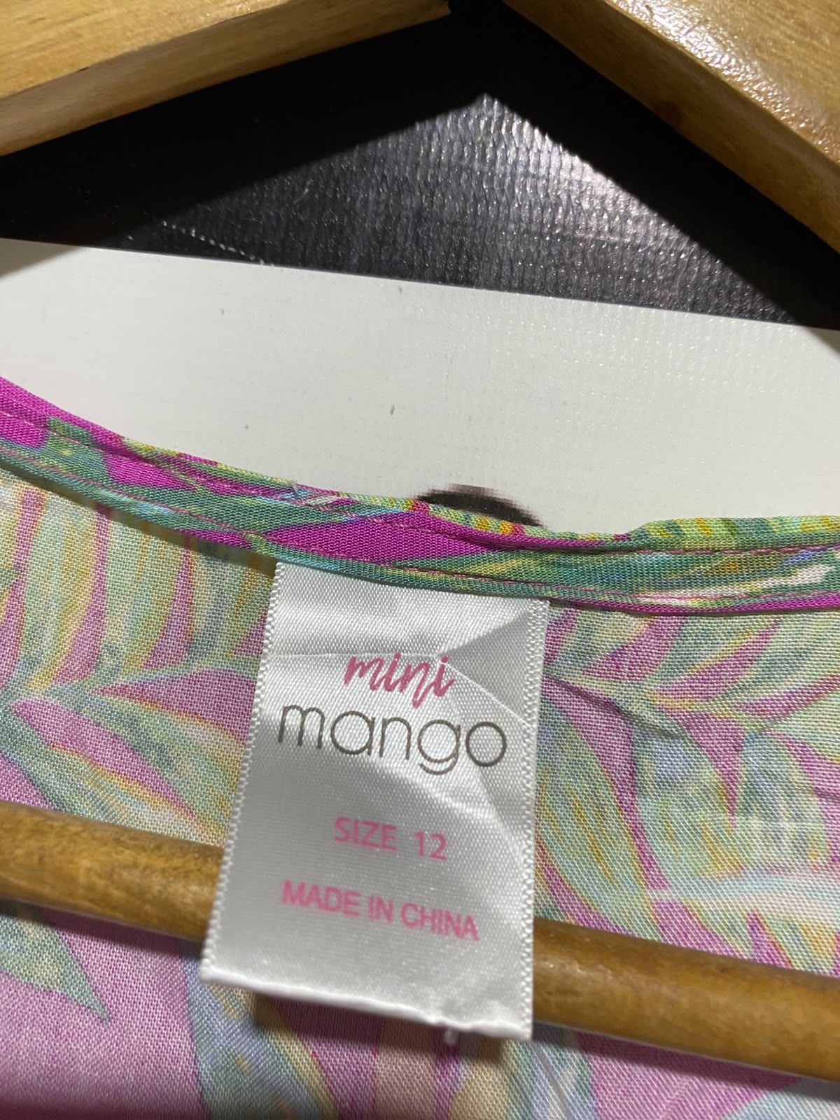 MINI MANGO |M| BUST 16| B34| BRIGHT PINK TROPICAL PRINT SHORT SLEEVE A-LINE DRESS