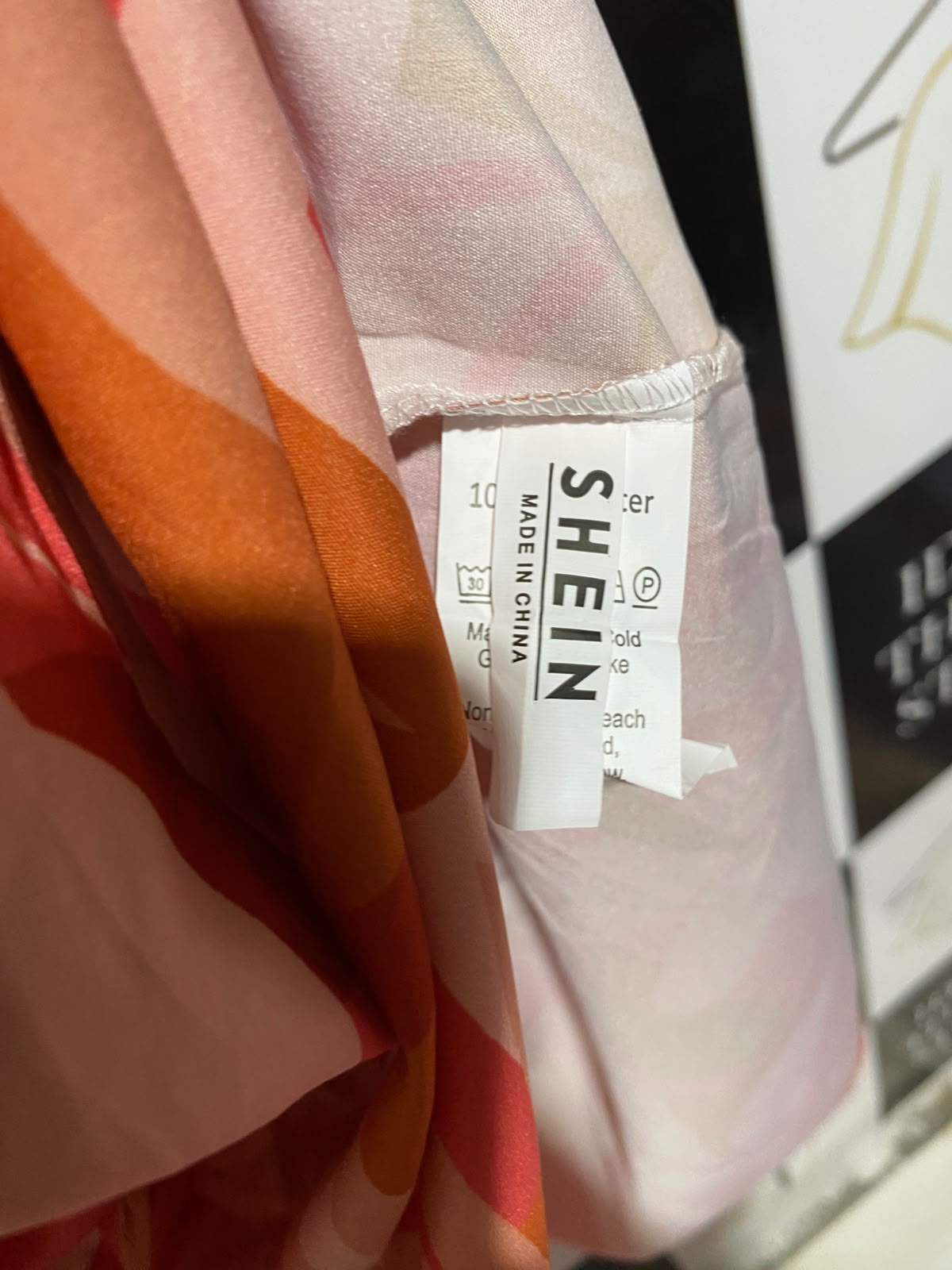SHEIN |XS| BUST 13| B34| V-NECK TIERED MAXI DRESS WITH WRAP WAIST DETAIL IN CORAL AND PINK LEAF PRINT
