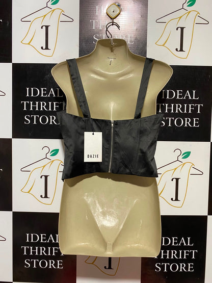 DAZIE |M| BUST 17| B34| BLACK SATIN CORSET STYLE SQUARISH NECKLINE SLEEVELESS TOP
