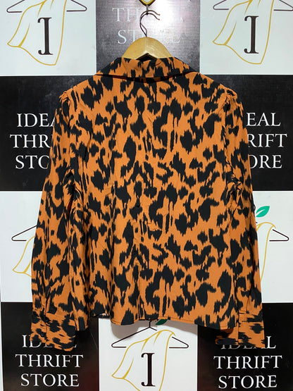 SHEIN |L| BUST 20| B34| LEOPARD ANIMAL PRINT BUTTON-DOWN COLLARED SHIRT LONG SLEEVE TOP