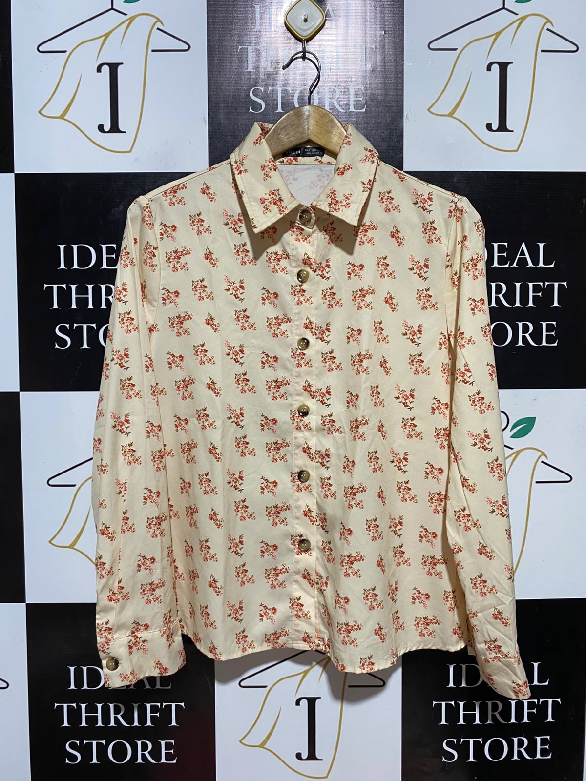SHEIN |M| BUST 20| B33| WOMEN'S LONG SLEEVE BUTTON-UP BLOUSE