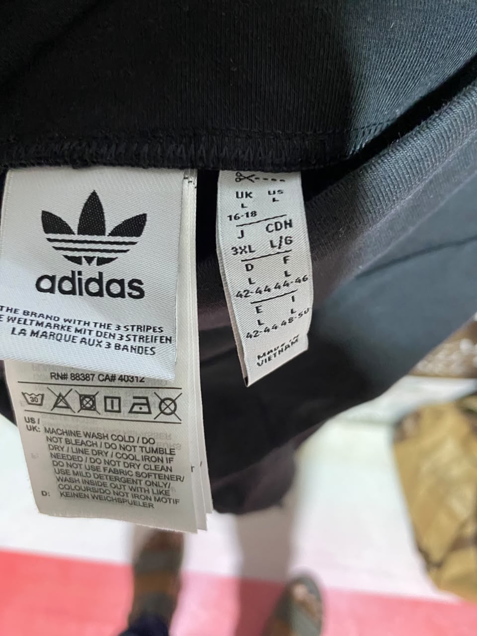 ADIDAS |L| WAIST 30| B34| PREMIUM HIGH-WAISTED BLACK ACTIVEWEAR LEGGINGS WITH SIDE FLORAL PRINT PANEL STRIPES