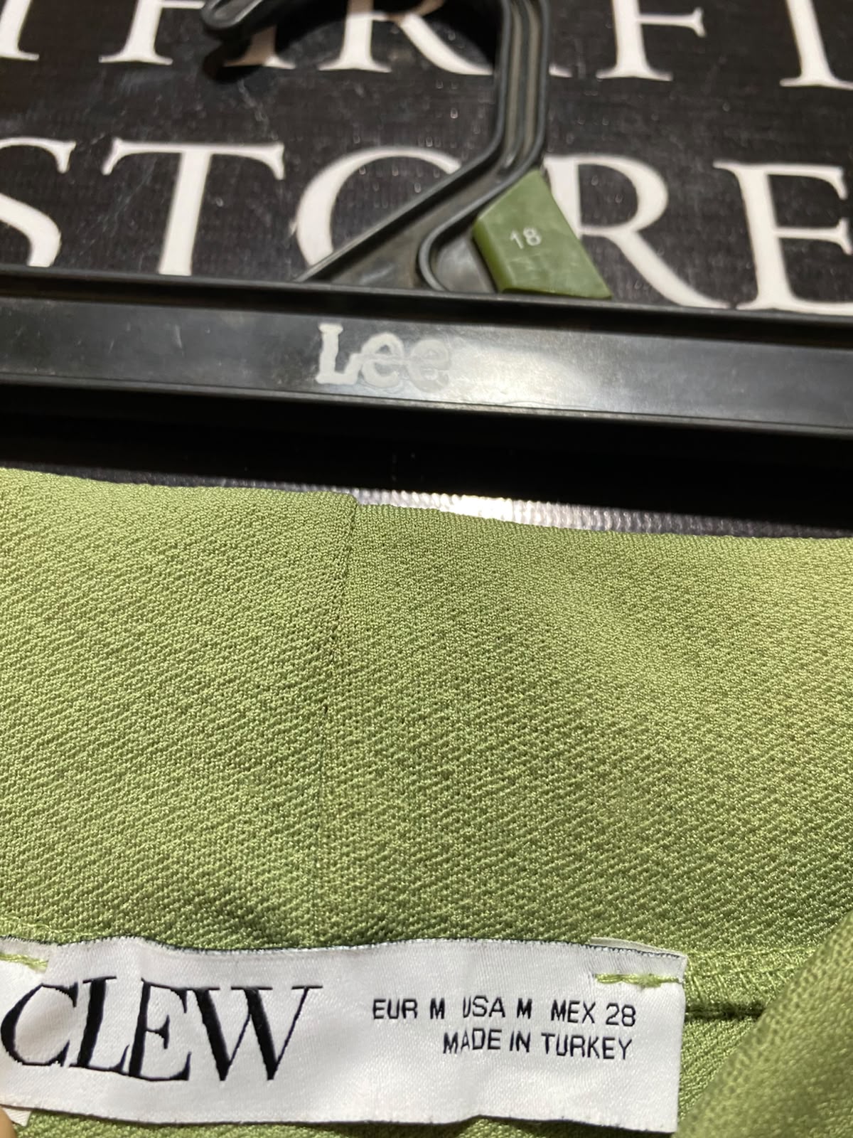 CLEW |M| WAIST 28| B34| PREMIUM HIGH-WAISTED STRETCHABLE FLARED PANTS IN OLIVE LIME GREEN
