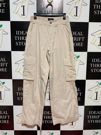 MADE FOR A |M| WAIST 28| A10| PREMIUM HIGH-WAISTED UTILITY CARGO PANTS IN OFF-WHITE BEIGE