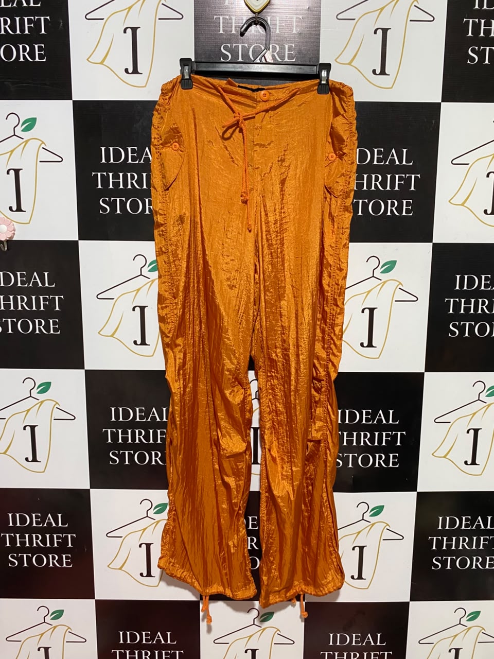MOTEL |L| WAIST 32| B34| SHINY METALLIC ORANGE RUCHED PARACHUTE CARGO PANTS