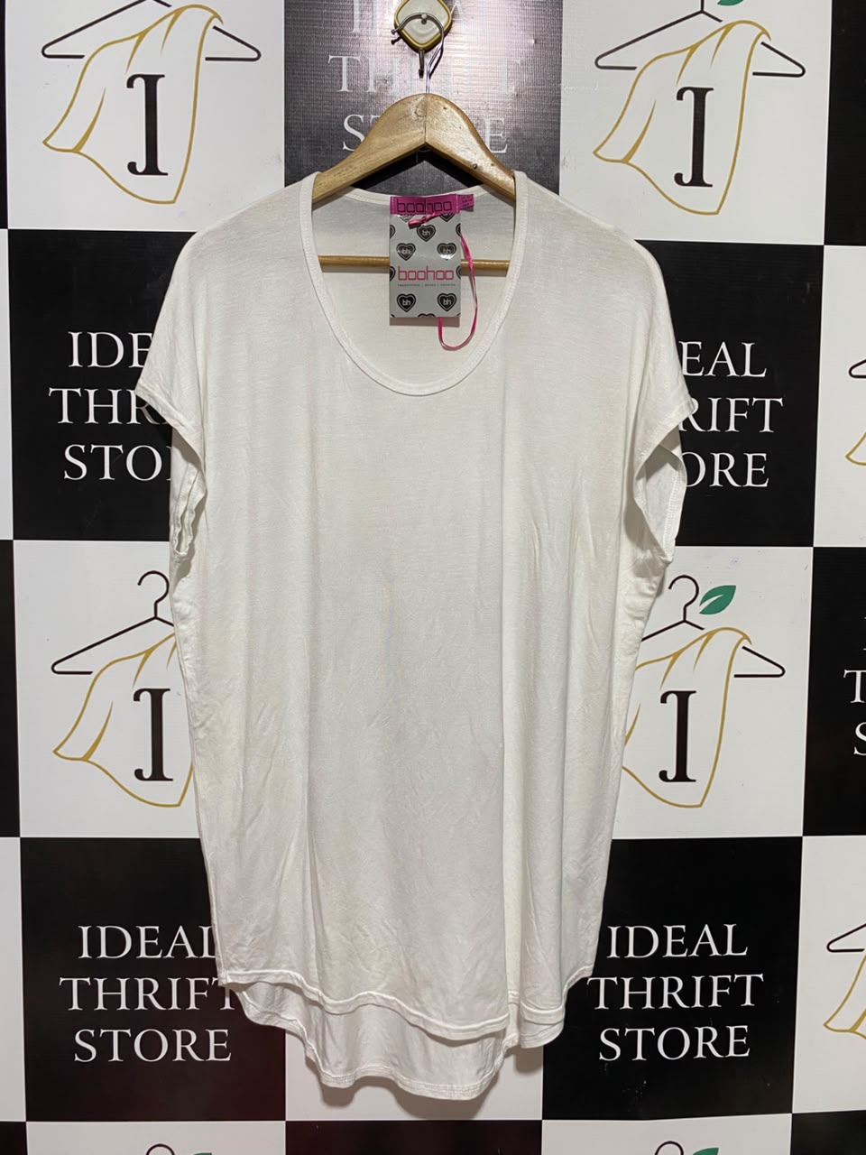 BOOHOO |XL| BUST 24| B34| WHITE SCOOP NECK OVERSIZED HIGH-LOW T-SHIRT