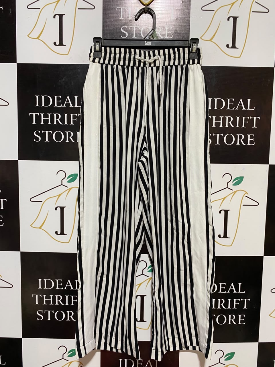 INSHOP |M| WAIST 26| B34| BLACK AND WHITE STRIPED WIDE-LEG CASUAL TROUSERS WITH ELASTIC DRAWSTRING WAIST