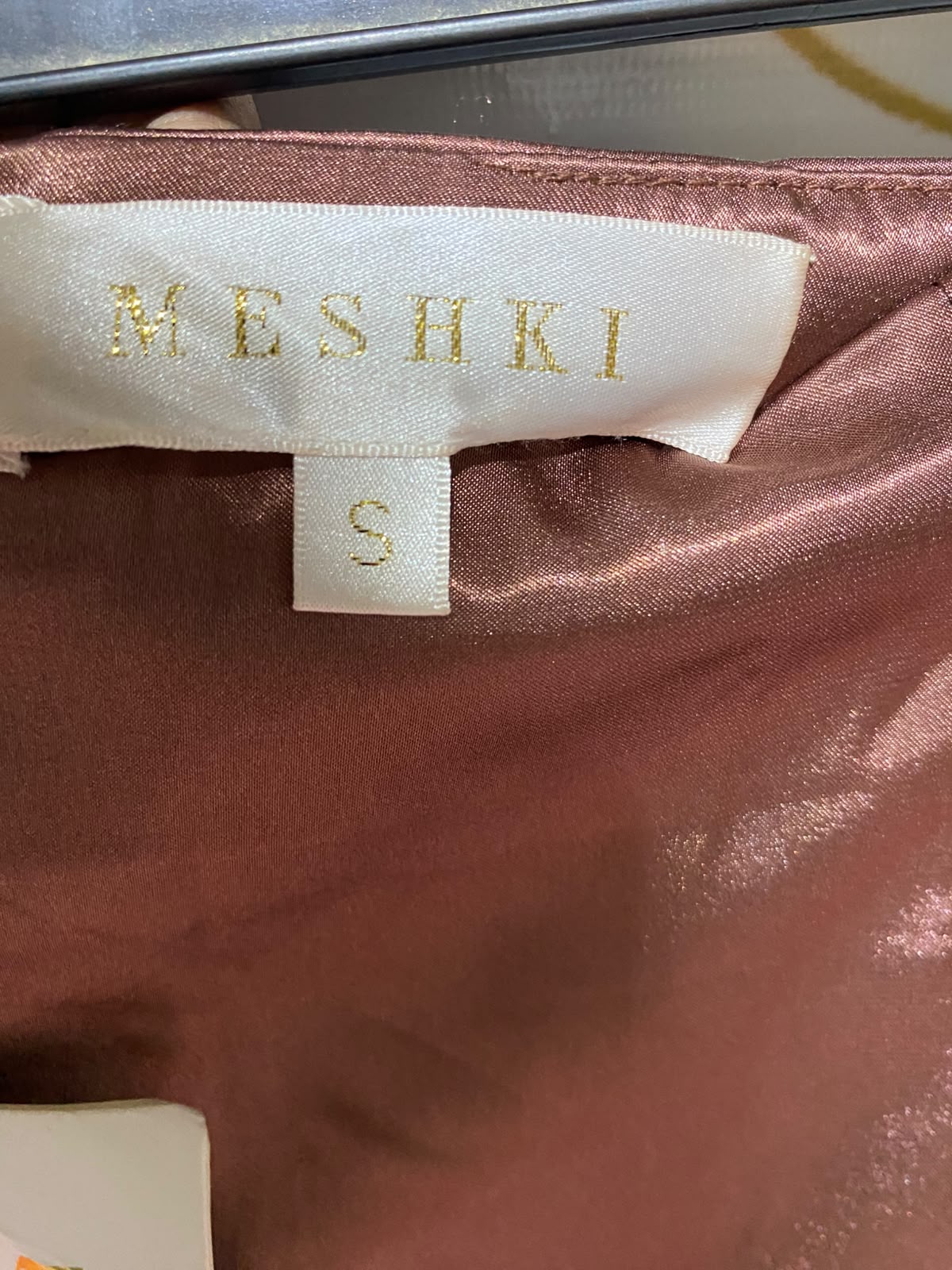 MESHKI |S| WAIST 26| B35| LUXE SATIN MIDI SKIRT / ELEGANT HIGH-STREET GLAM STRAIGHT SKIRT