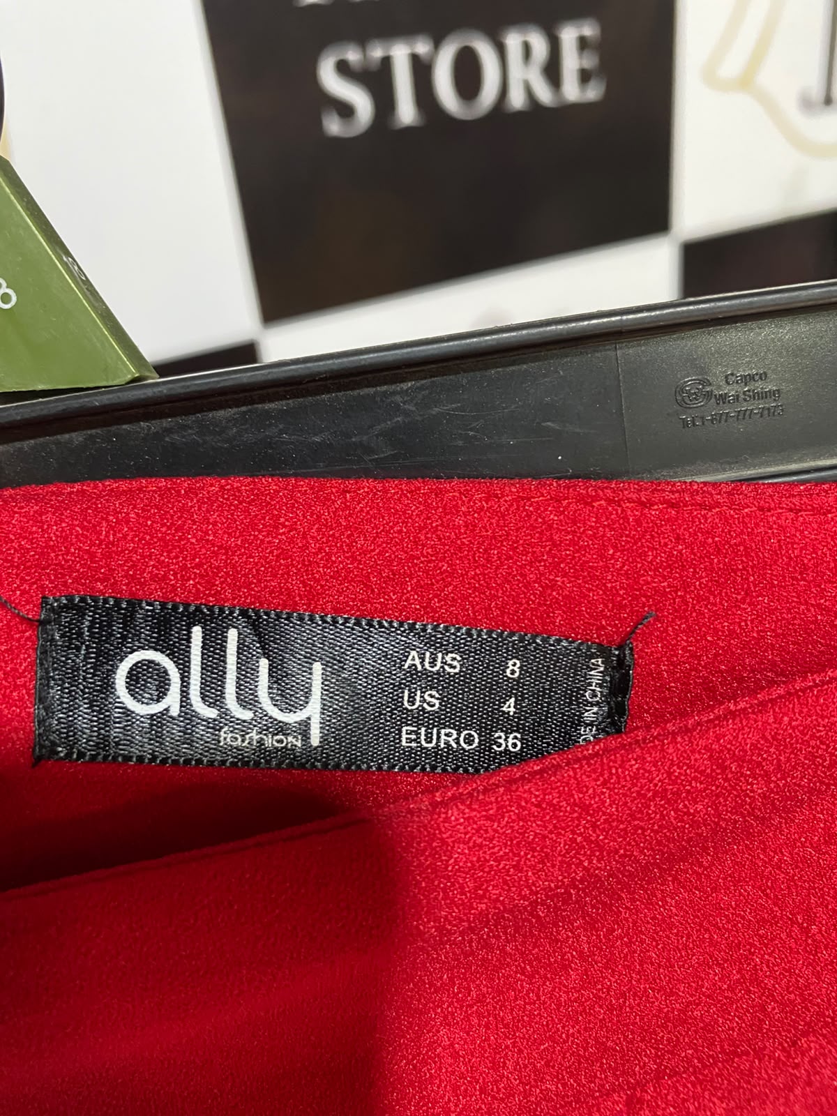 ALLY |M| WAIST 28| B35| VIBRANT CHILI RED WIDE-LEG CULOTTES / STATEMENT HIGH-STREET FLARED PANTS