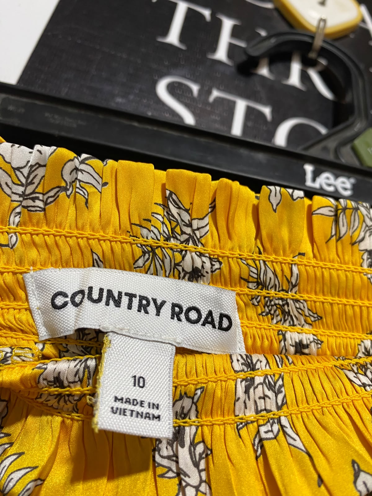 COUNTRY ROAD |M| WAIST 28| B35| BOHEMIAN MUSTARD YELLOW FLORAL MIDI SKIRT